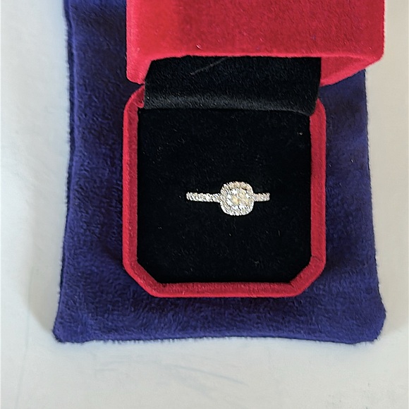 Moissanite Sterling Silver Ring - Picture 4 of 7